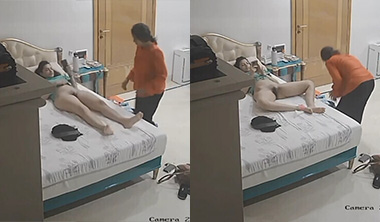 Indian Girl Hot Pussy To Another Girl Waxing CCTV Viral Clip