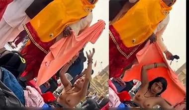 Desi Bhabhi Bath Outdoor Changing Dress Captured Viral
